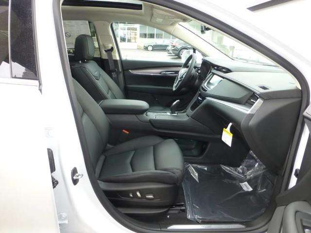 2017 Cadillac XT5 Premium Luxury 4dr SUV